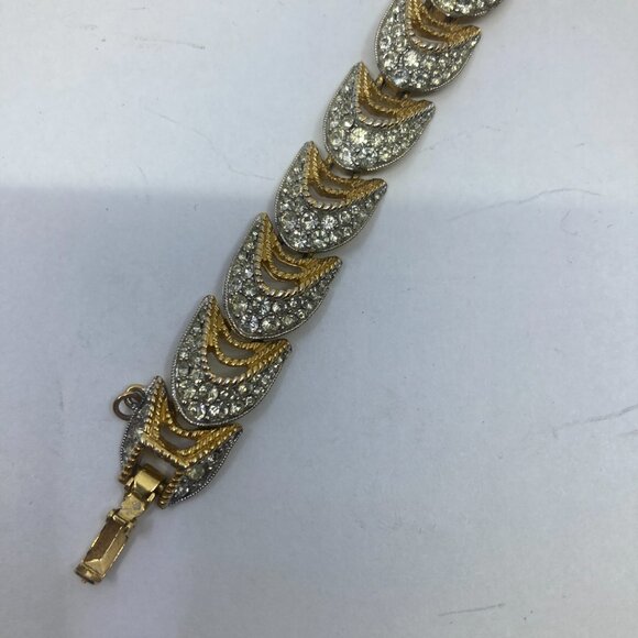 Vtg 1960 AVON de BELLEVILLE BOUCHER # 0840 gold pave rhinestone crystal brooch - Picture 2 of 3